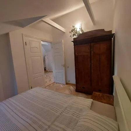 Modern History Apartament