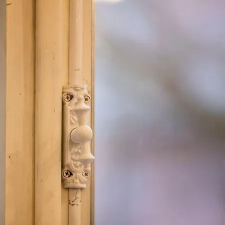 Modern History * タリン