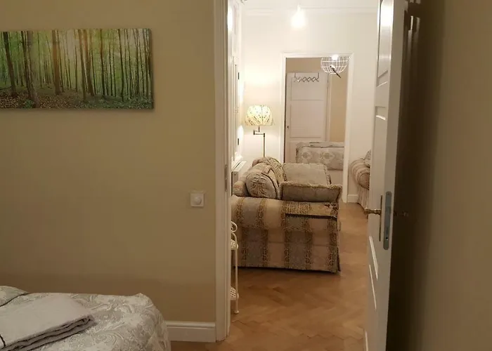 Modern History * タリン