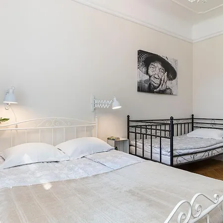 Apartment Modern History