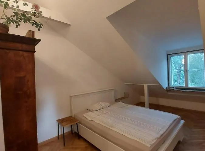 Appartement Modern History